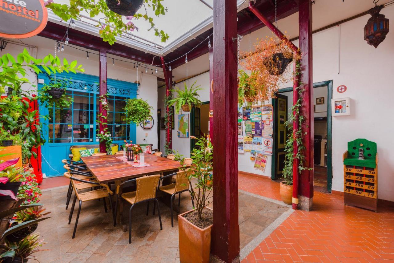 Chocolate Hostel Bogota Exterior photo